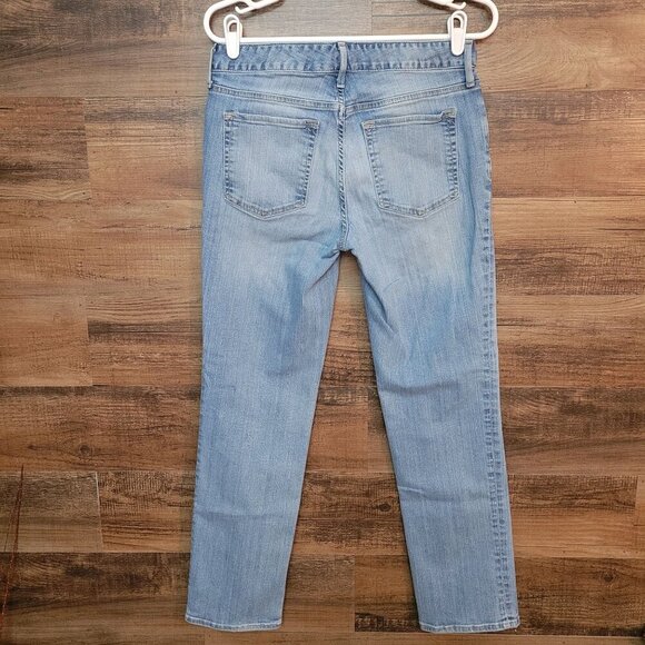 Eddie Bauer Jeans Womens 8 P Slightly Curvy Straight Low Rise Light Wash Stretch - Picture 2 of 10